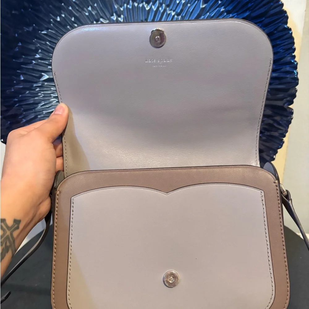 Kate Spade Neutral Mauve/Taupe Crossbody Purse - Picture 4 of 8
